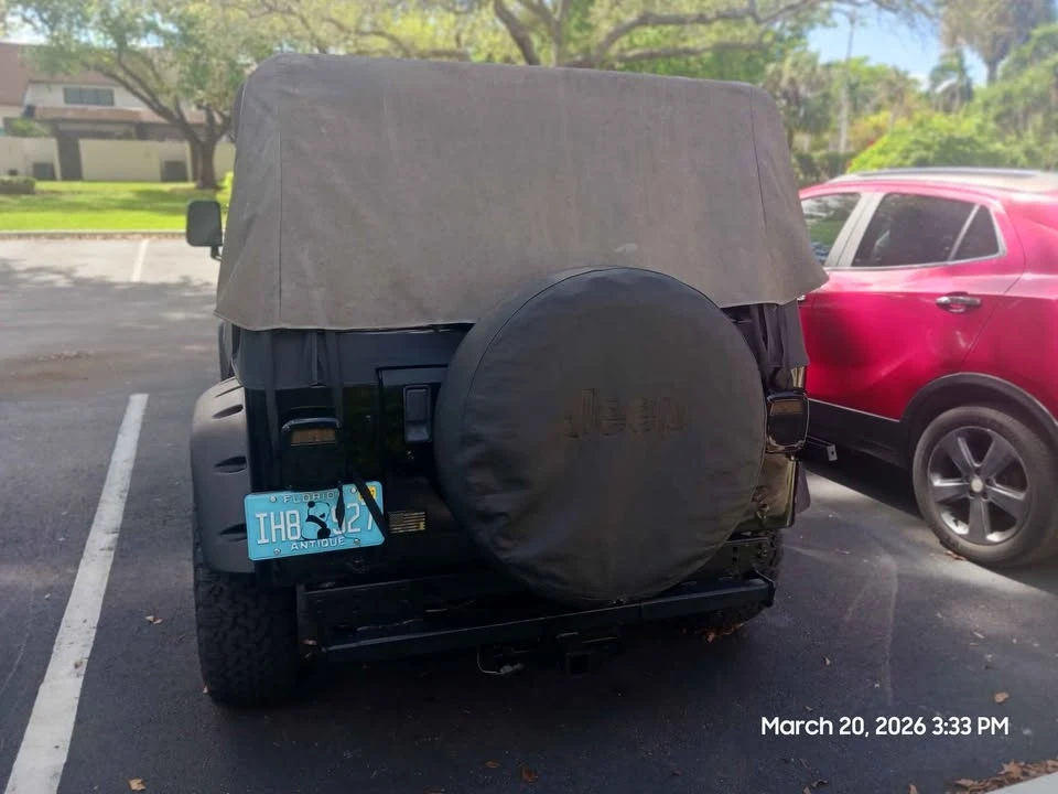 1992 Jeep YJ Wrangler - Image 4 of 10