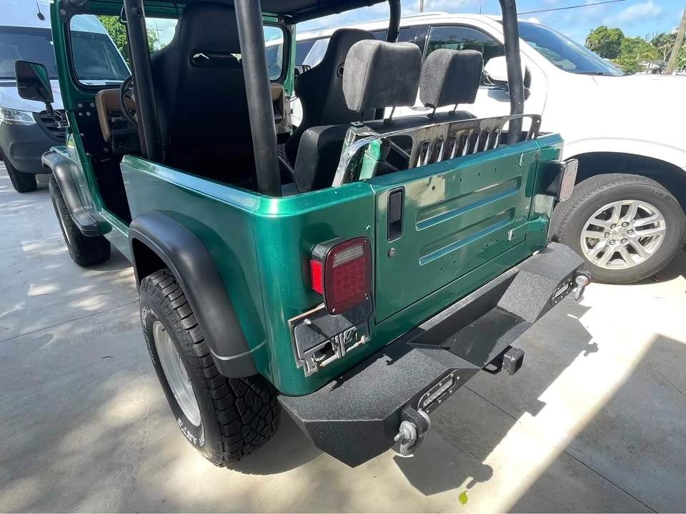 1992 Jeep YJ Wrangler - Image 2 of 4