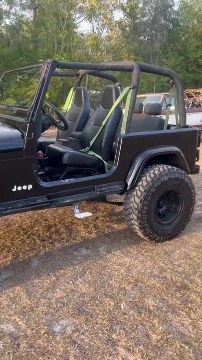 1992 Jeep YJ Wrangler - Image 14 of 14
