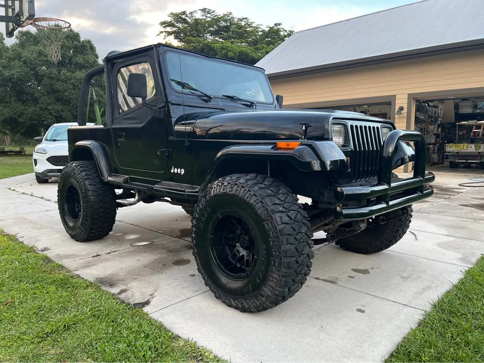 1992 Jeep YJ Wrangler - Image 6 of 14