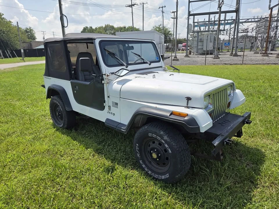 1992 Jeep YJ Wrangler - Image 2 of 16