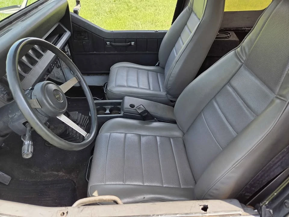 1992 Jeep YJ Wrangler - Image 10 of 16