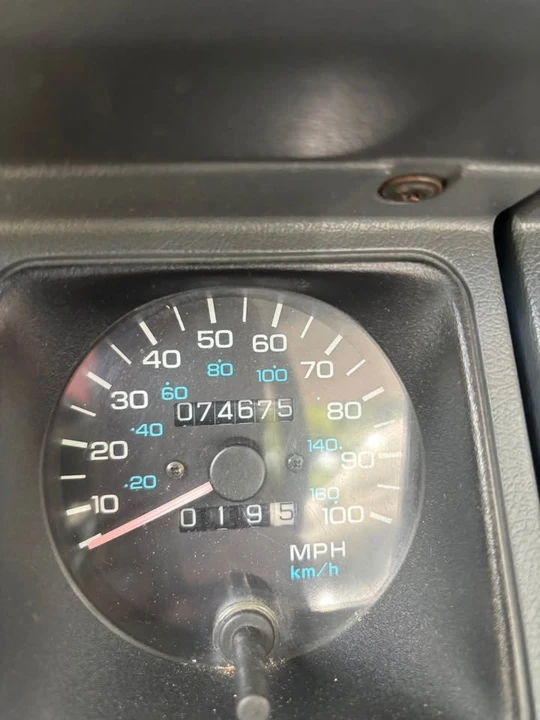 1992 Jeep YJ Wrangler - Image 6 of 13