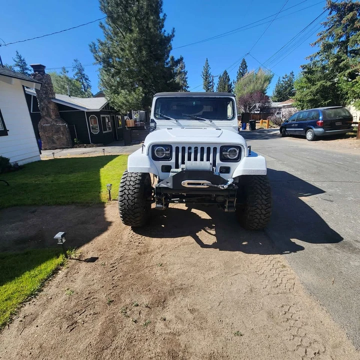 1992 Jeep YJ Wrangler - Image 4 of 4