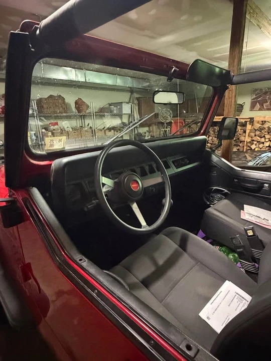 1992 Jeep YJ Wrangler - Image 9 of 11