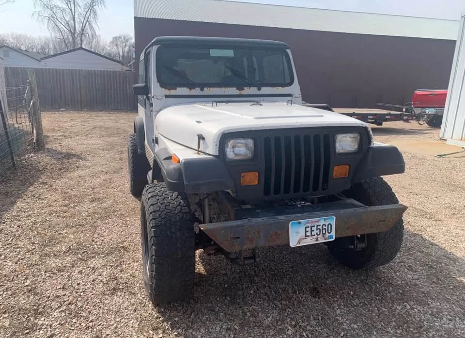 1992 Jeep YJ Wrangler - Image 6 of 7