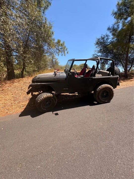 1992 Jeep YJ Wrangler - Image 5 of 5