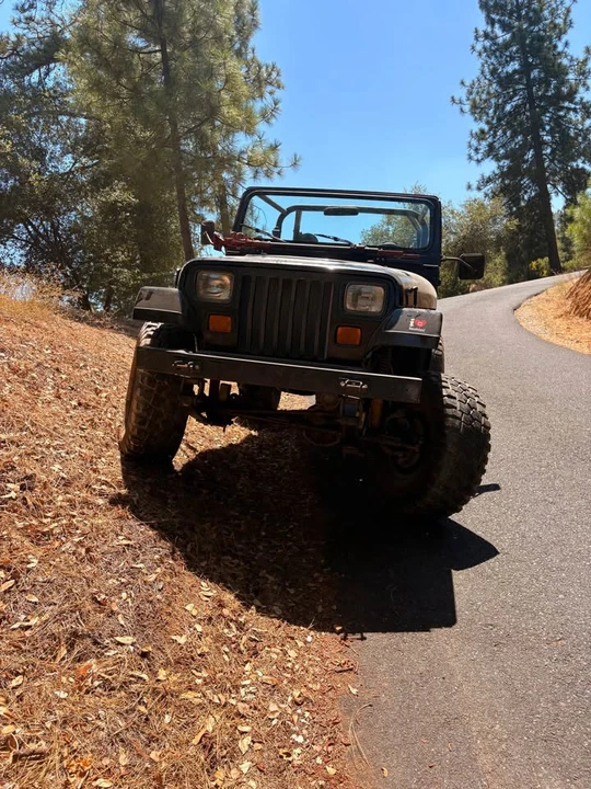 1992 Jeep YJ Wrangler - Image 3 of 5
