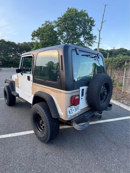 1992 Jeep YJ Wrangler - Image 3 of 6