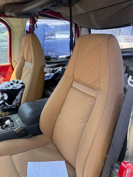 1992 Jeep YJ Wrangler - Image 9 of 10