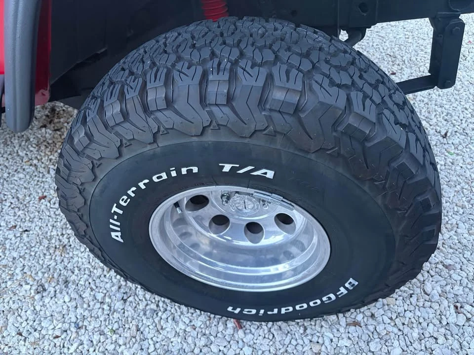 1992 Jeep YJ Wrangler - Image 4 of 11
