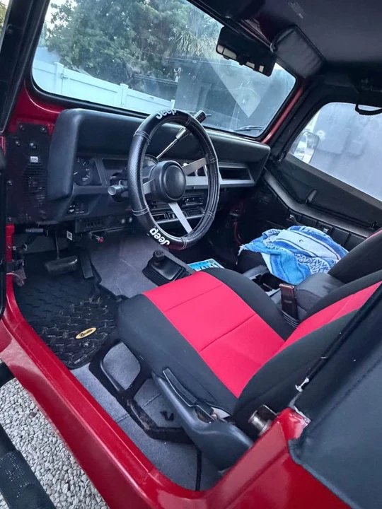 1992 Jeep YJ Wrangler - Image 8 of 11