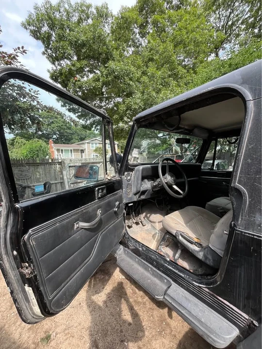 1992 Jeep YJ Wrangler - Image 3 of 4