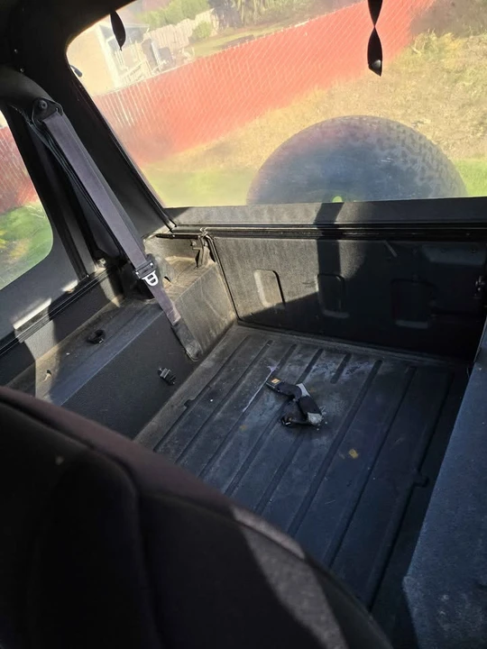 1992 Jeep YJ Wrangler - Image 6 of 9
