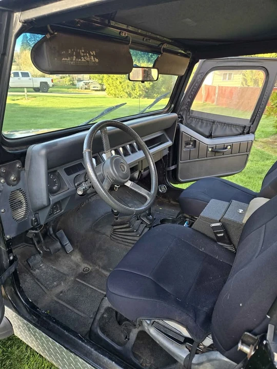 1992 Jeep YJ Wrangler - Image 5 of 9