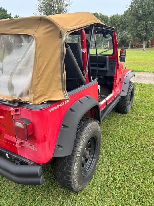 1992 Jeep YJ Wrangler - Image 7 of 9