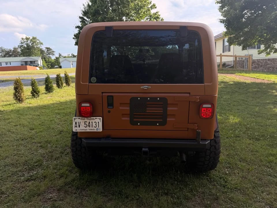 1992 Jeep YJ Wrangler - Image 6 of 13