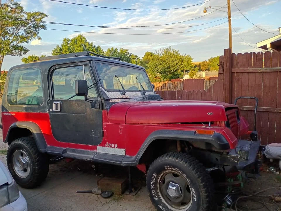 1992 Jeep YJ Wrangler - Image 2 of 3