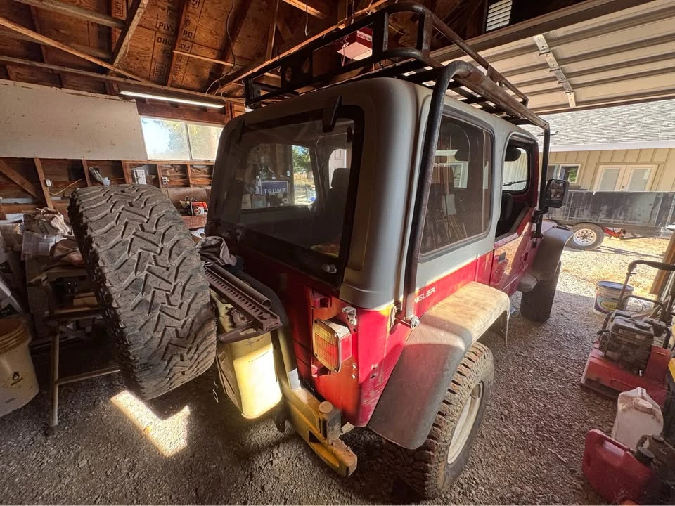 1992 Jeep YJ Wrangler - Image 4 of 4