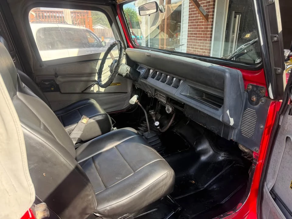 1992 Jeep YJ Wrangler - Image 6 of 9