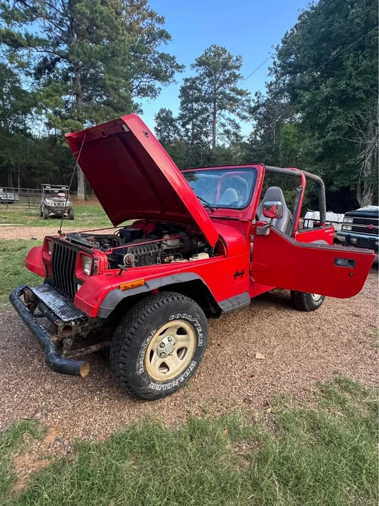 1992 Jeep YJ Wrangler - Image 5 of 14
