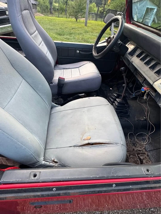 1992 Jeep YJ Wrangler - Image 9 of 14