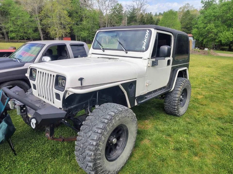 1992 Jeep YJ Wrangler - Image 2 of 5