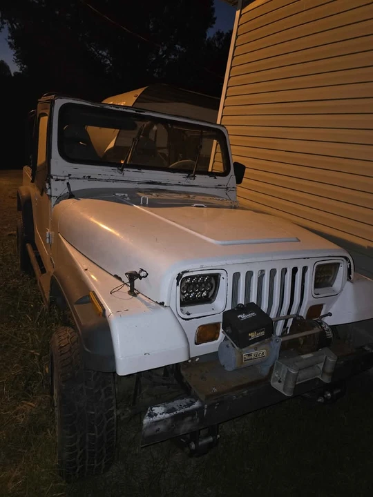 1992 Jeep YJ Wrangler - Image 8 of 11