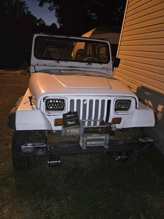1992 Jeep YJ Wrangler - Image 9 of 11