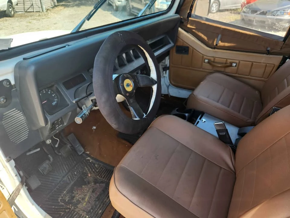 1992 Jeep YJ Wrangler - Image 5 of 18