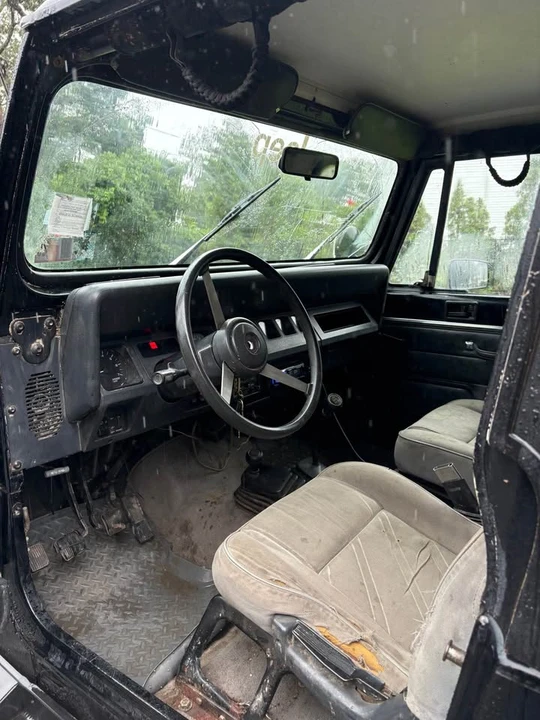 1992 Jeep YJ Wrangler - Image 12 of 16