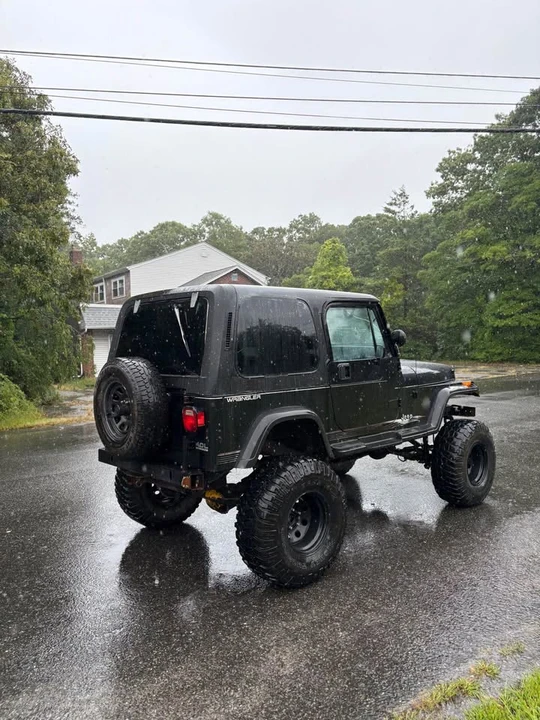 1992 Jeep YJ Wrangler - Image 5 of 16