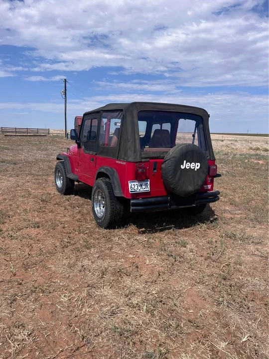 1992 Jeep YJ Wrangler - Image 11 of 14