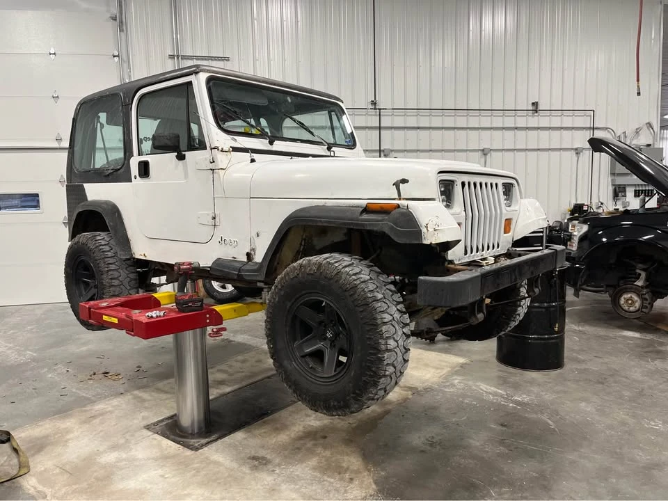 1992 Jeep YJ Wrangler - Image 9 of 9