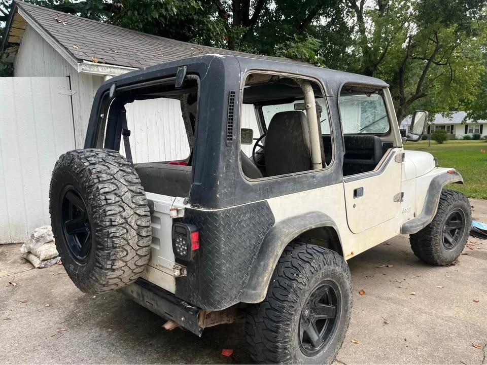 1992 Jeep YJ Wrangler - Image 2 of 9