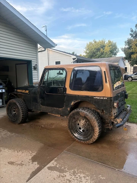 1992 Jeep YJ Wrangler - Image 2 of 7