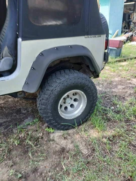 1992 Jeep YJ Wrangler - Image 6 of 7
