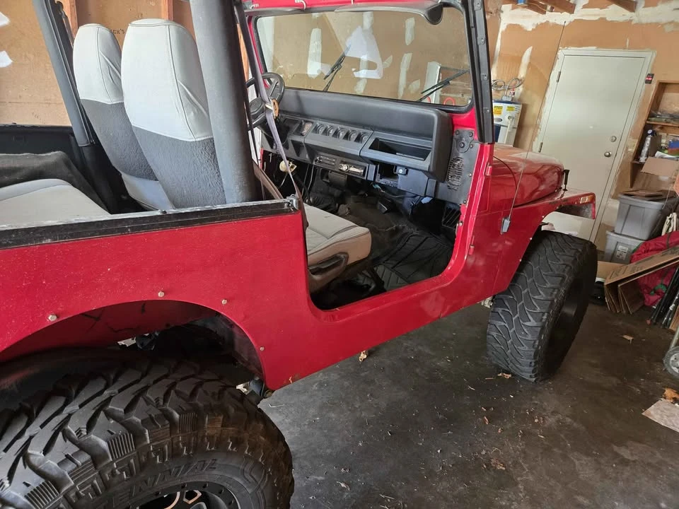 1992 Jeep YJ Wrangler - Image 4 of 6