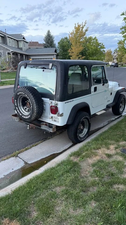 1992 Jeep YJ Wrangler - Image 6 of 11