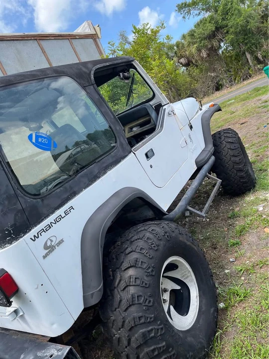 1992 Jeep YJ Wrangler - Image 3 of 16