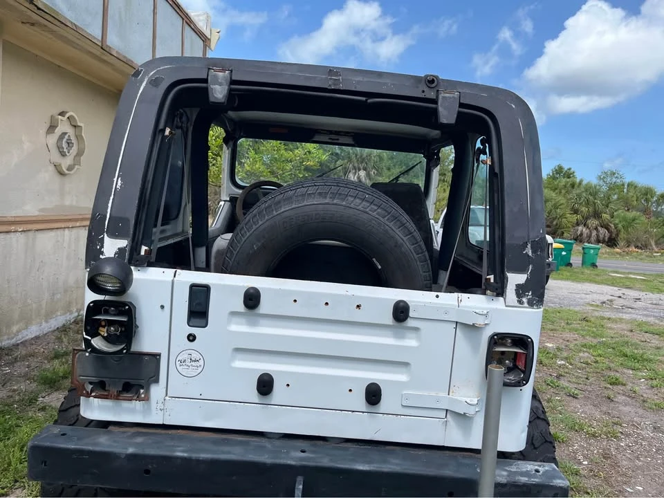 1992 Jeep YJ Wrangler - Image 4 of 16