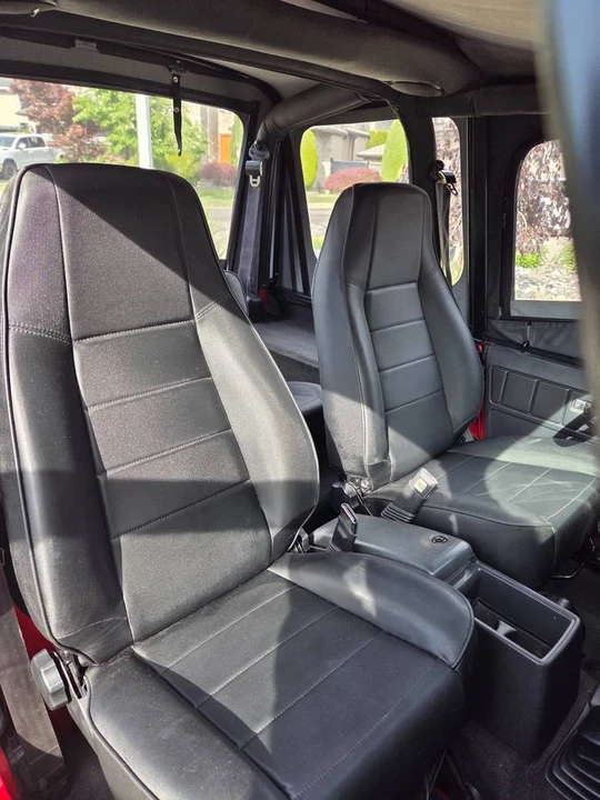 1992 Jeep YJ Wrangler - Image 7 of 13