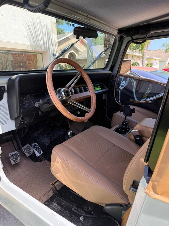 1992 Jeep YJ Wrangler - Image 8 of 9