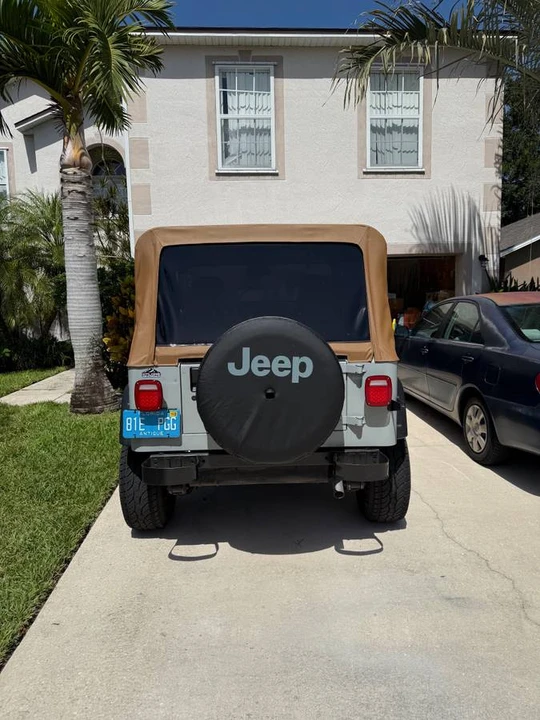 1992 Jeep YJ Wrangler - Image 5 of 9
