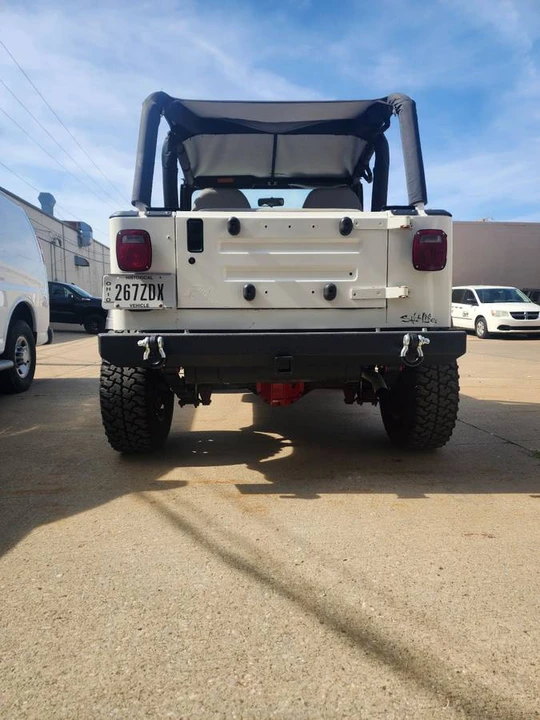 1992 Jeep YJ Wrangler - Image 4 of 24