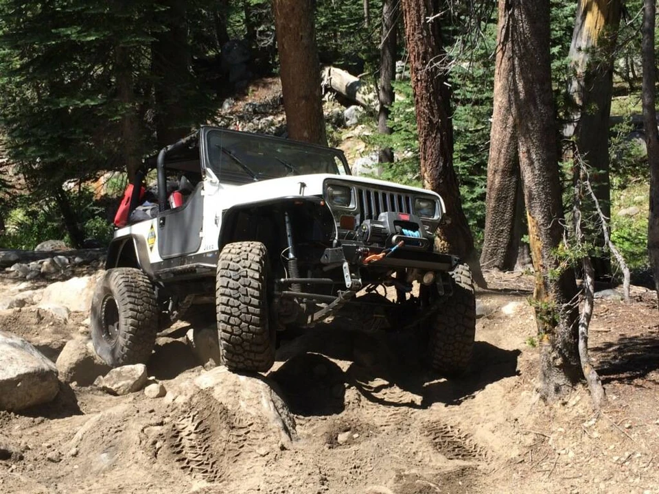 1992 Jeep YJ Wrangler - Image 11 of 17