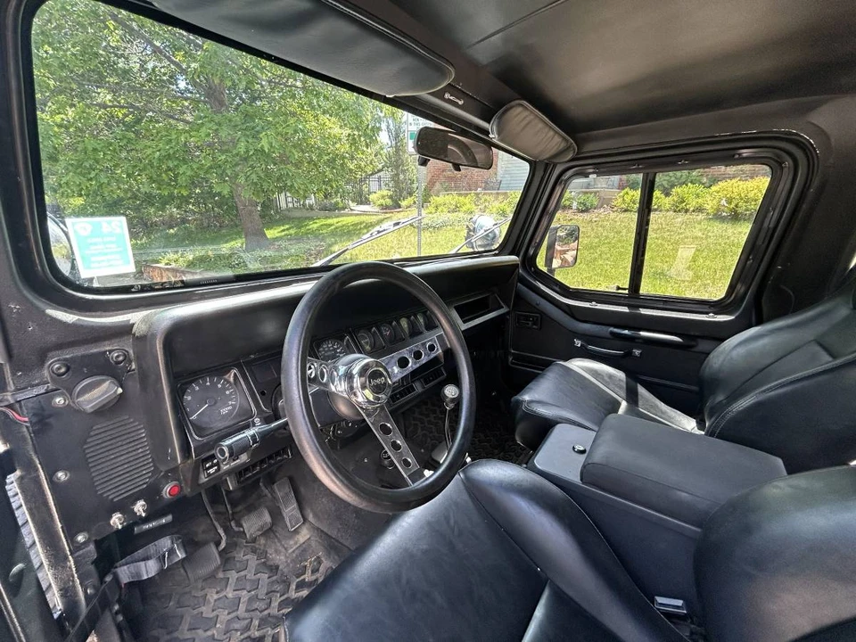 1992 Jeep YJ Wrangler - Image 10 of 23