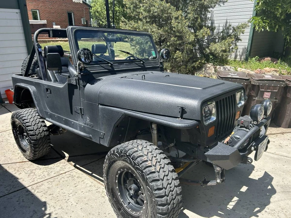 1992 Jeep YJ Wrangler - Image 14 of 23