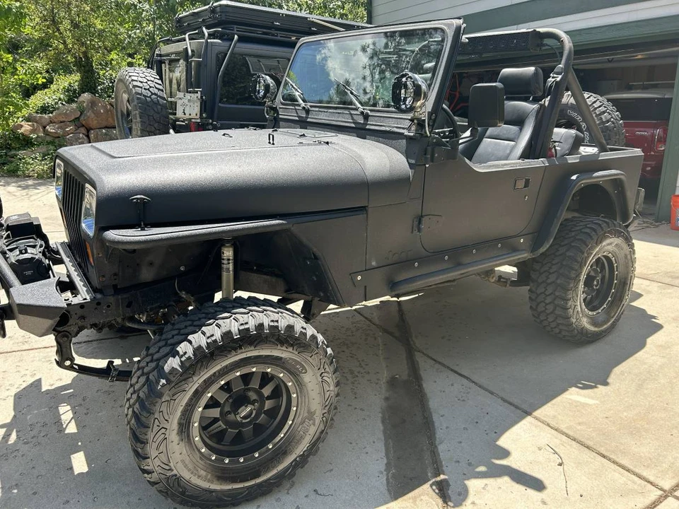 1992 Jeep YJ Wrangler - Image 15 of 23