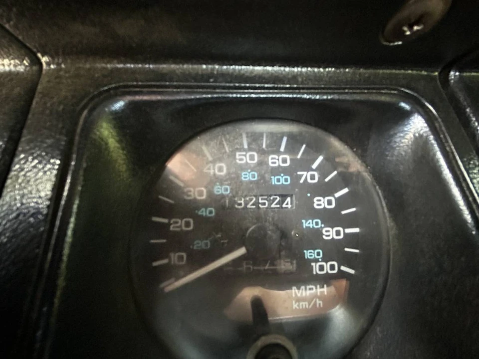 1992 Jeep YJ Wrangler - Image 11 of 23